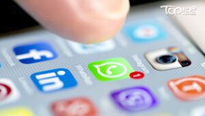 WhatsApp推出家長監管功能,保護孩子在網絡世界的安全。